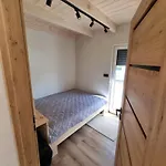 別荘 Przystan Lubie